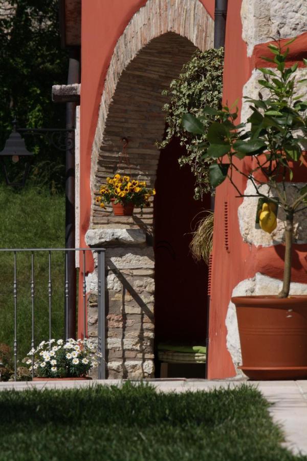 B&B Poggio Caiar Caprino Veronese Exterior photo